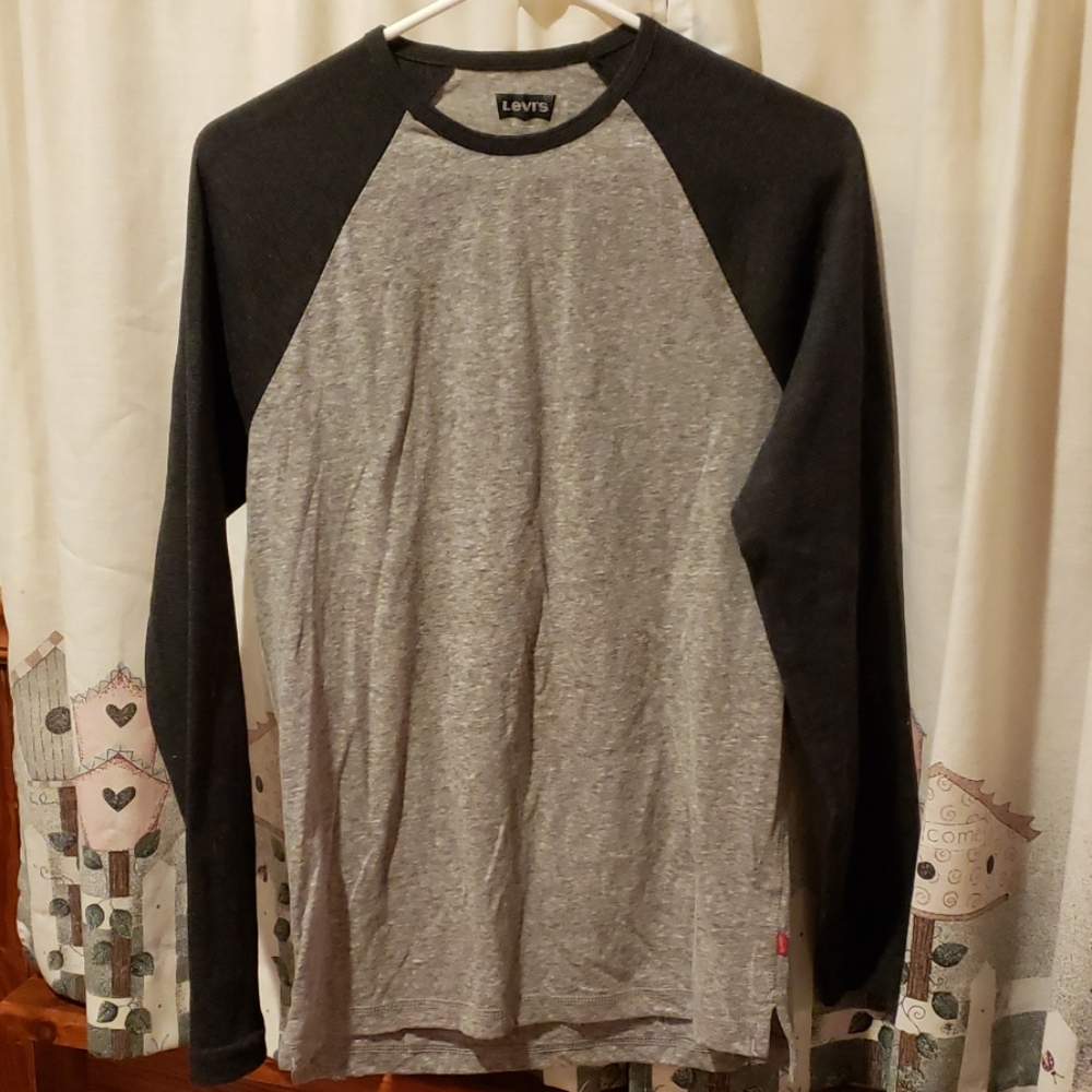 Men's crewneck tee